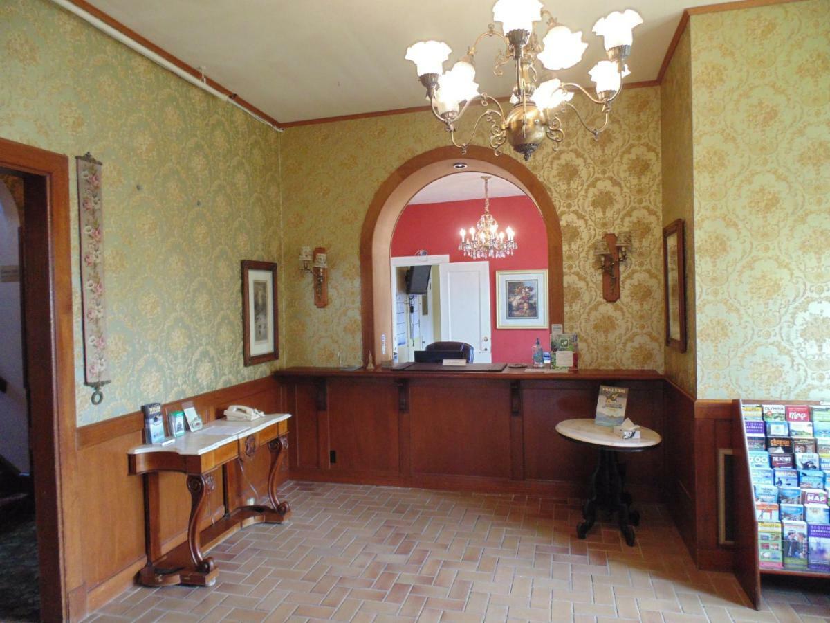 ホテル Manresa Castle ポート・タウンゼンド エクステリア 写真